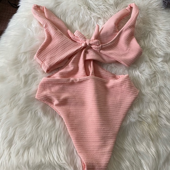CUPSHE PINK ONE PIECE TIE BIKINI - Picture 4 of 5